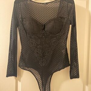 Chic Black Lace Long-Sleeve Bodysuit